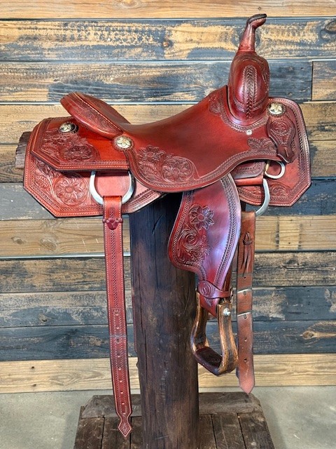 Capo Cutter Saddle